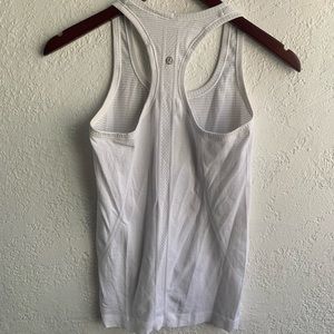 LULULEMON 4 white switly tech tank top